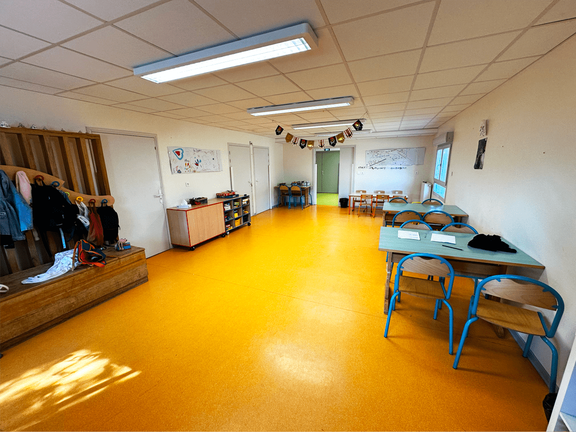 Centré aéré Les Péquélous salle commune 1 Centré aéré Les Péquélous salle commune 1