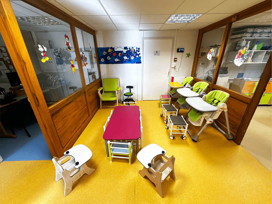Salle à manger Crèche Les Péquélous Salle à manger Crèche Les Péquélous